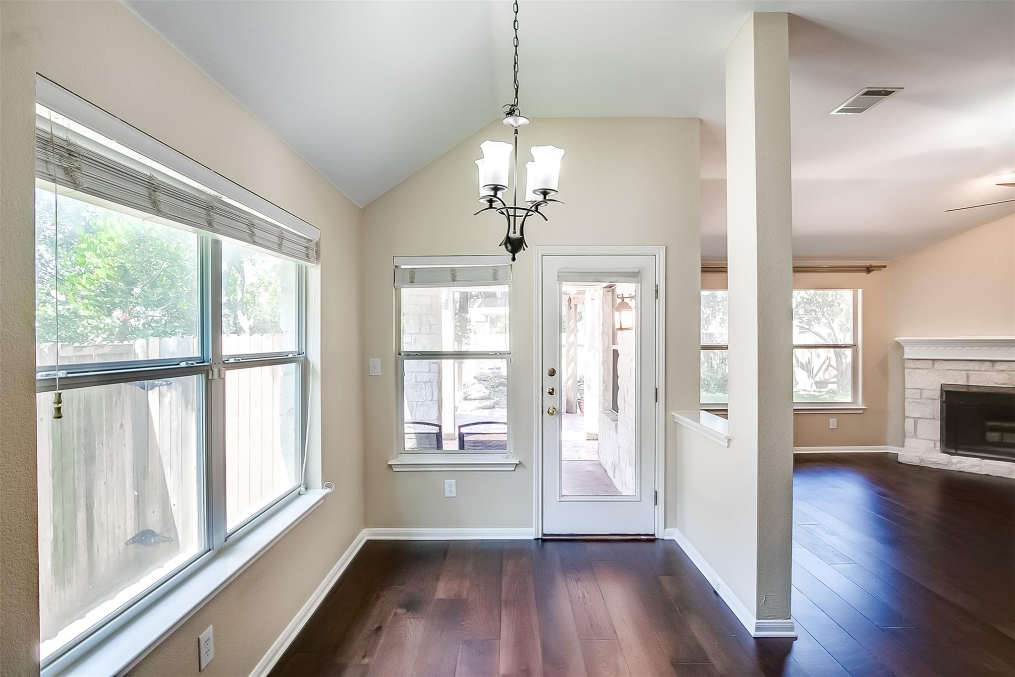 9516 Pasatiempo Dr, Austin, TX 78717