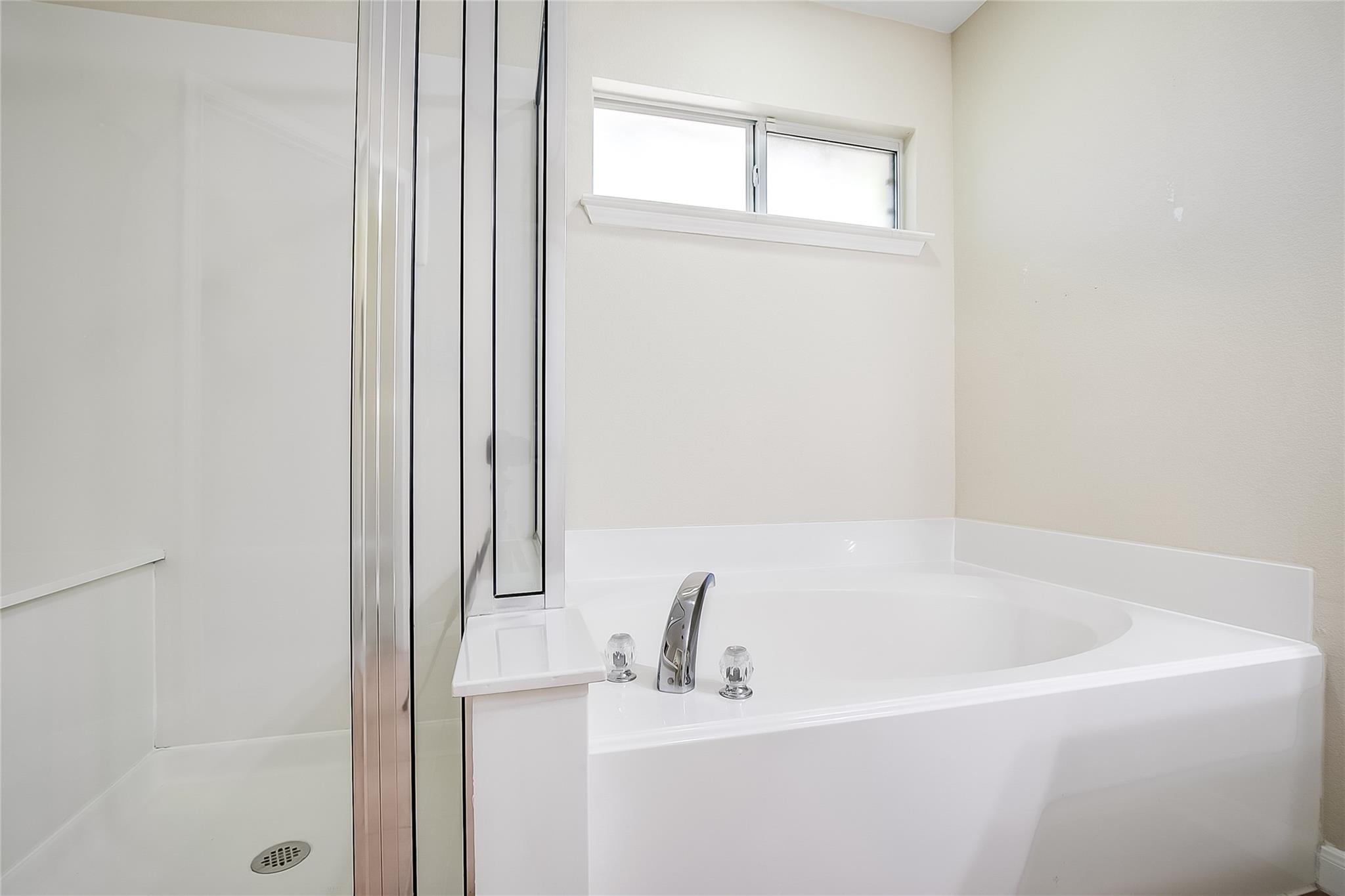 9516 Pasatiempo Dr, Austin, TX 78717