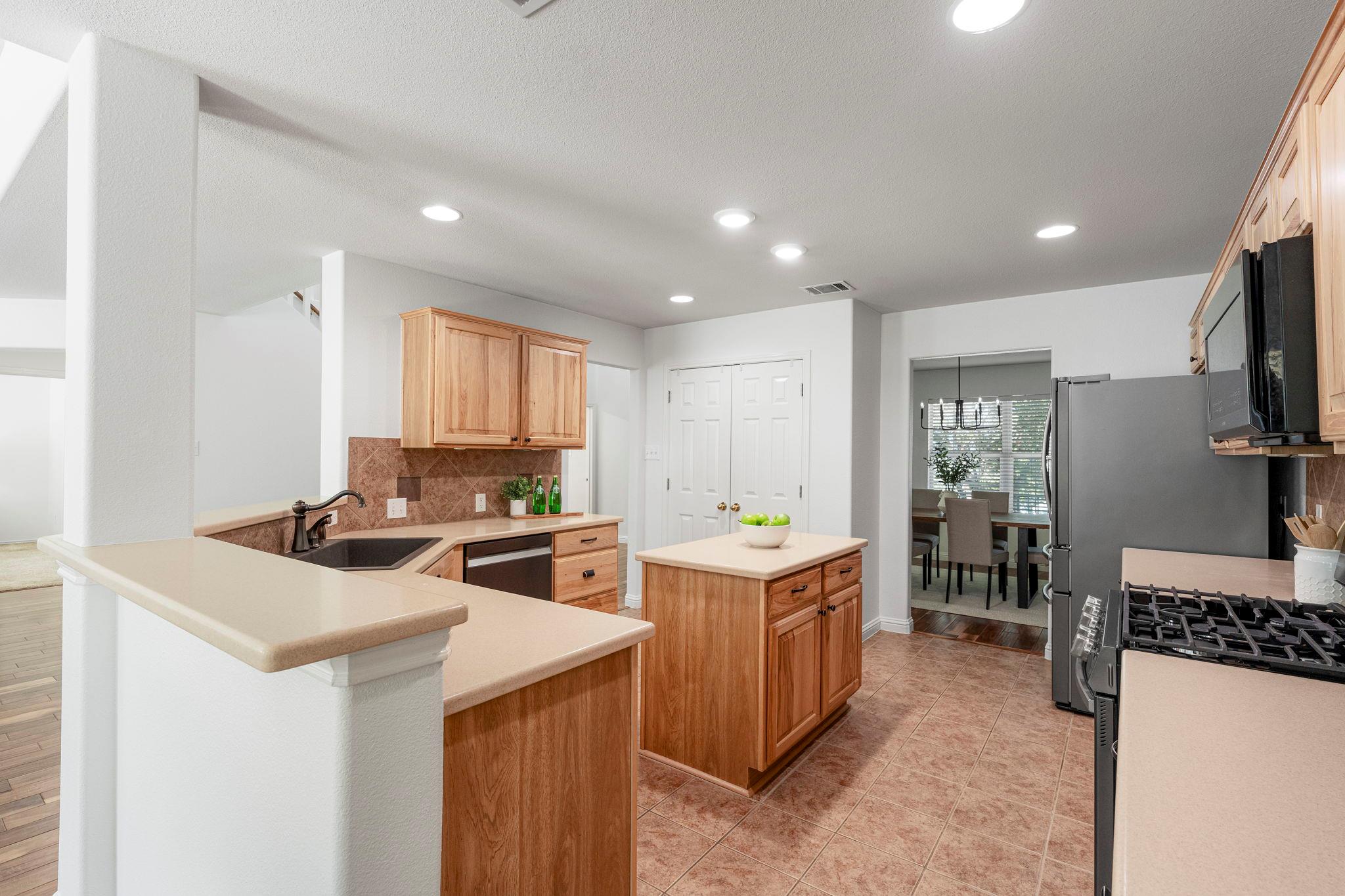 301 Muscovy Ln, Cedar Park, TX 78613