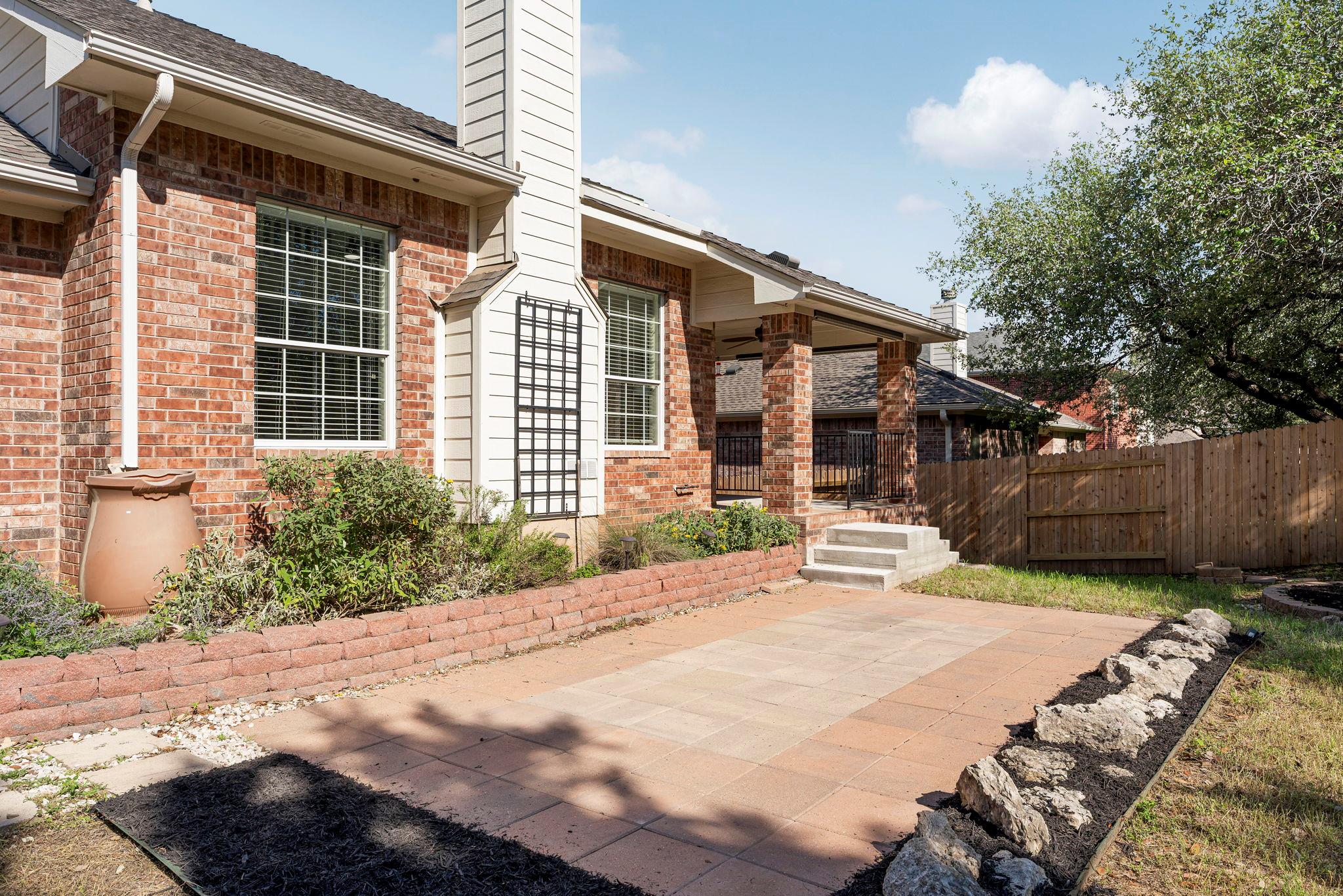 301 Muscovy Ln, Cedar Park, TX 78613