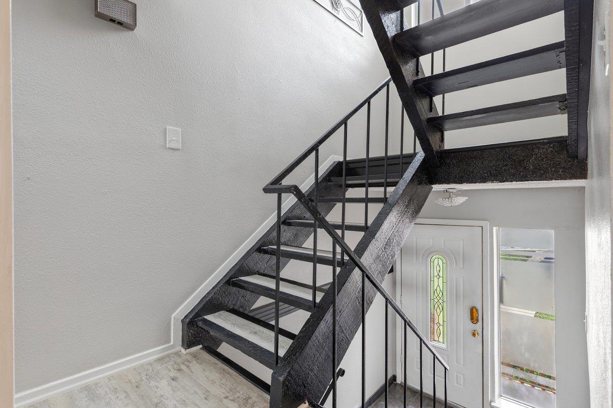 6405 Chimney Creek Cir # B, Austin, TX 78723