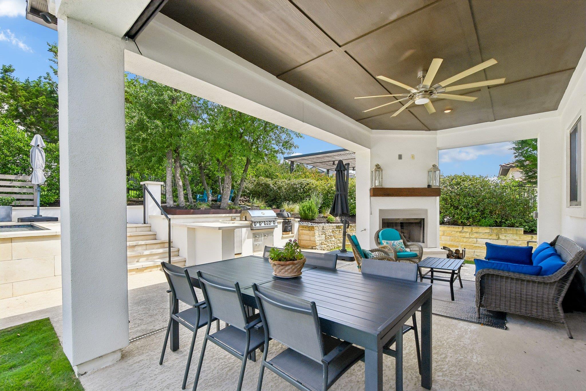 323 Ringtail Stream Dr, Austin, TX 78738