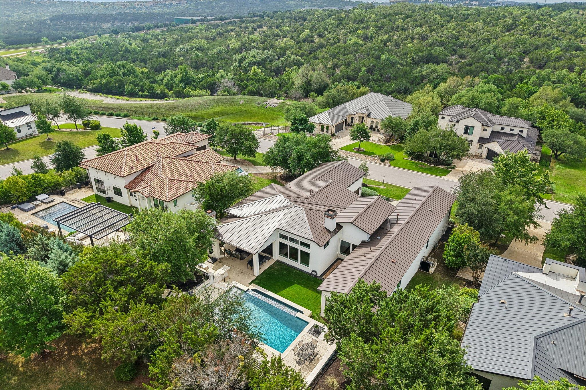 323 Ringtail Stream Dr, Austin, TX 78738