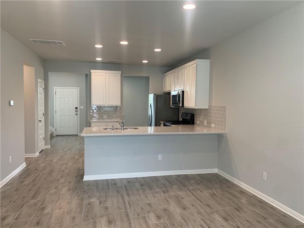 2008 Arendale Dr, Leander, TX 78641