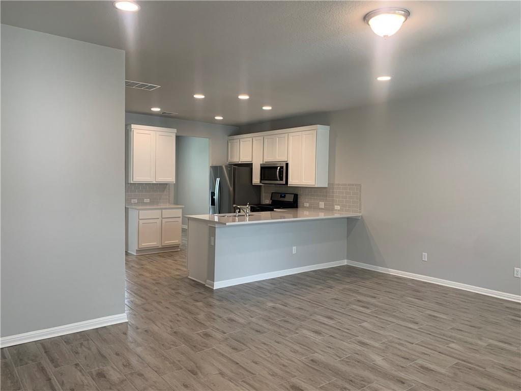 2008 Arendale Dr, Leander, TX 78641