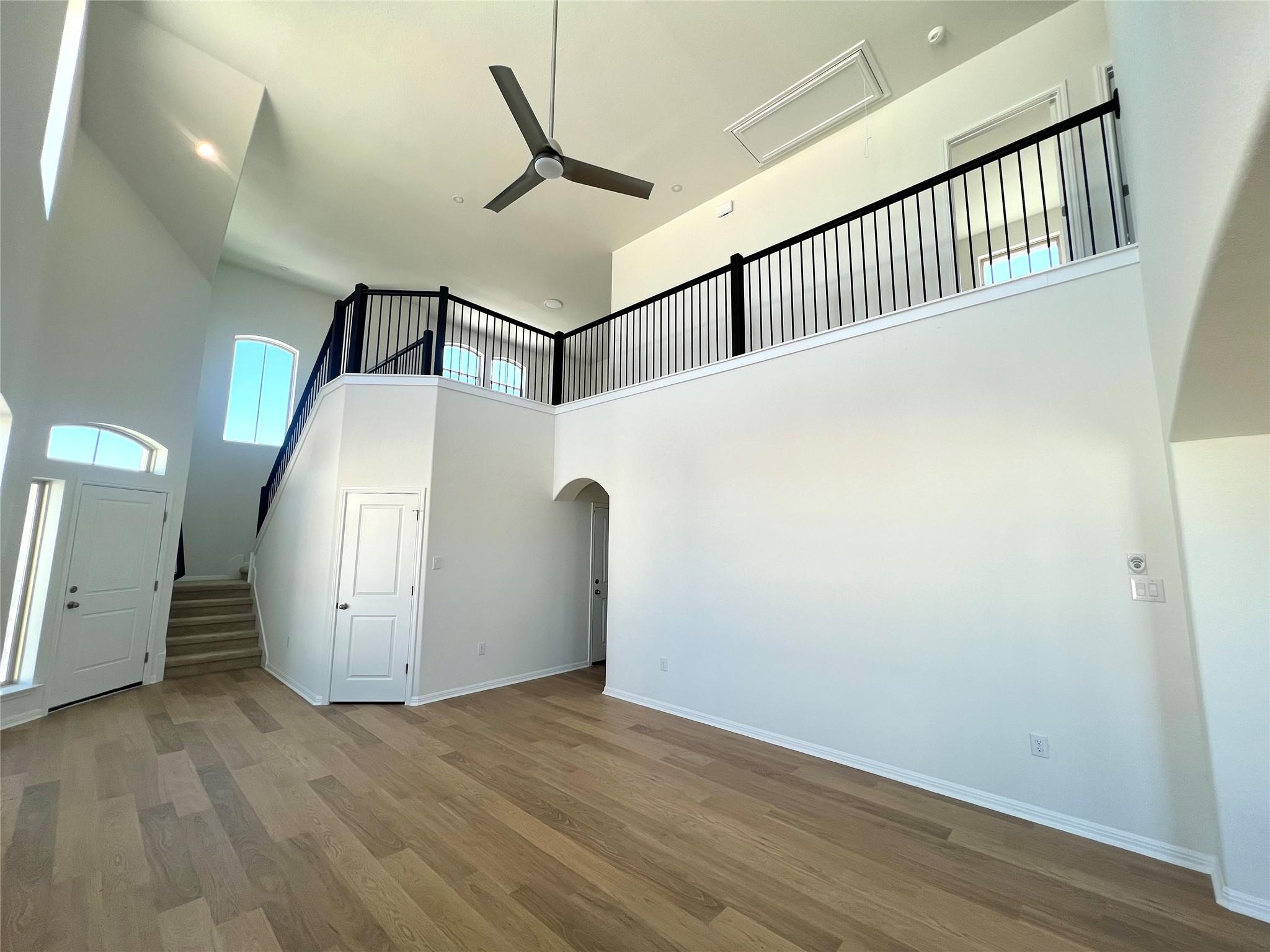 338 Dogvane Cir, Kyle, TX 78640