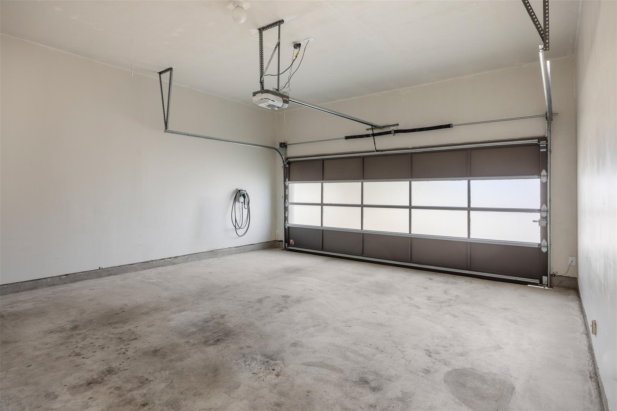 404 Jeffrey David Ln E, Austin, TX 78717