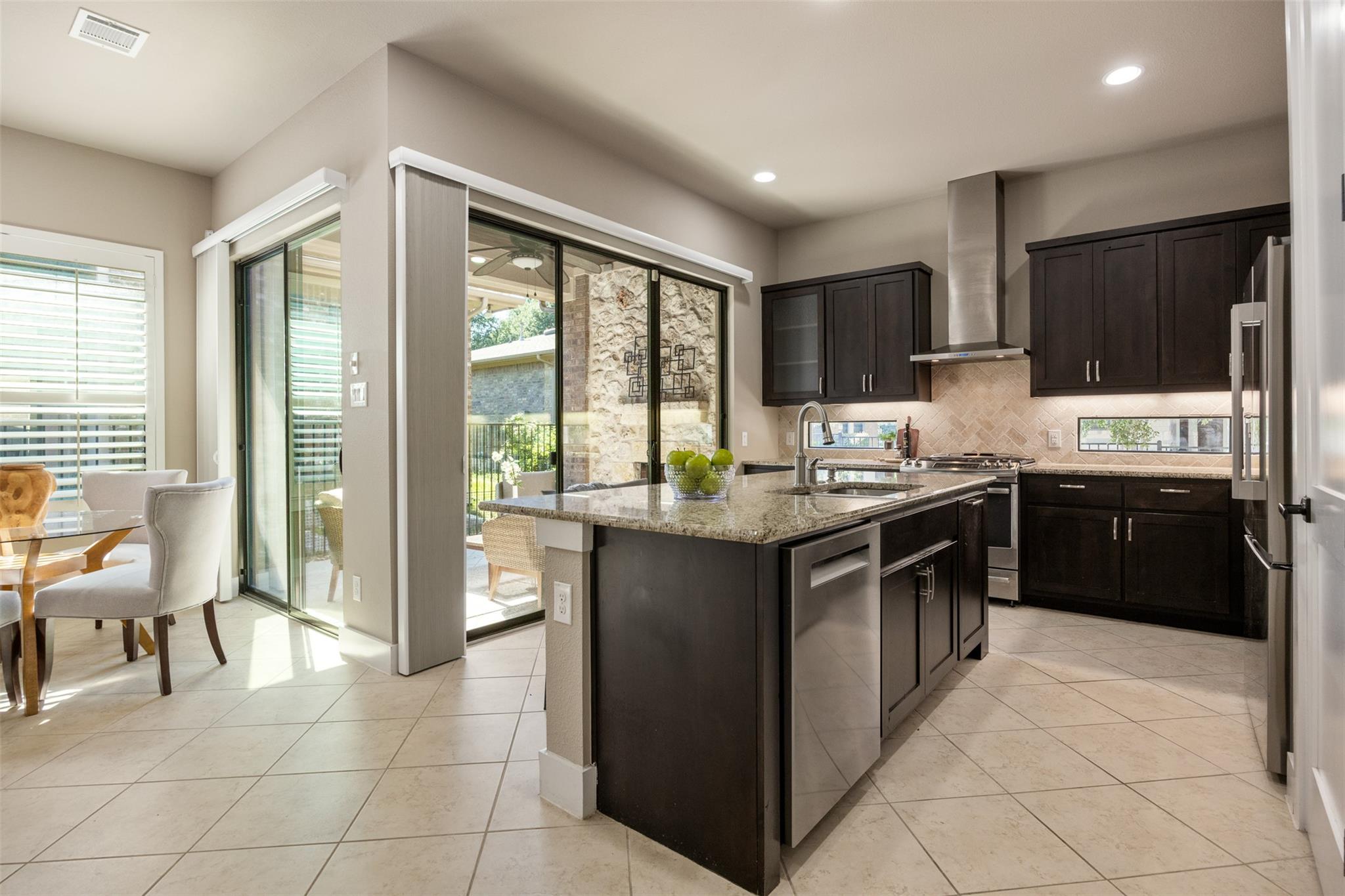 404 Jeffrey David Ln E, Austin, TX 78717