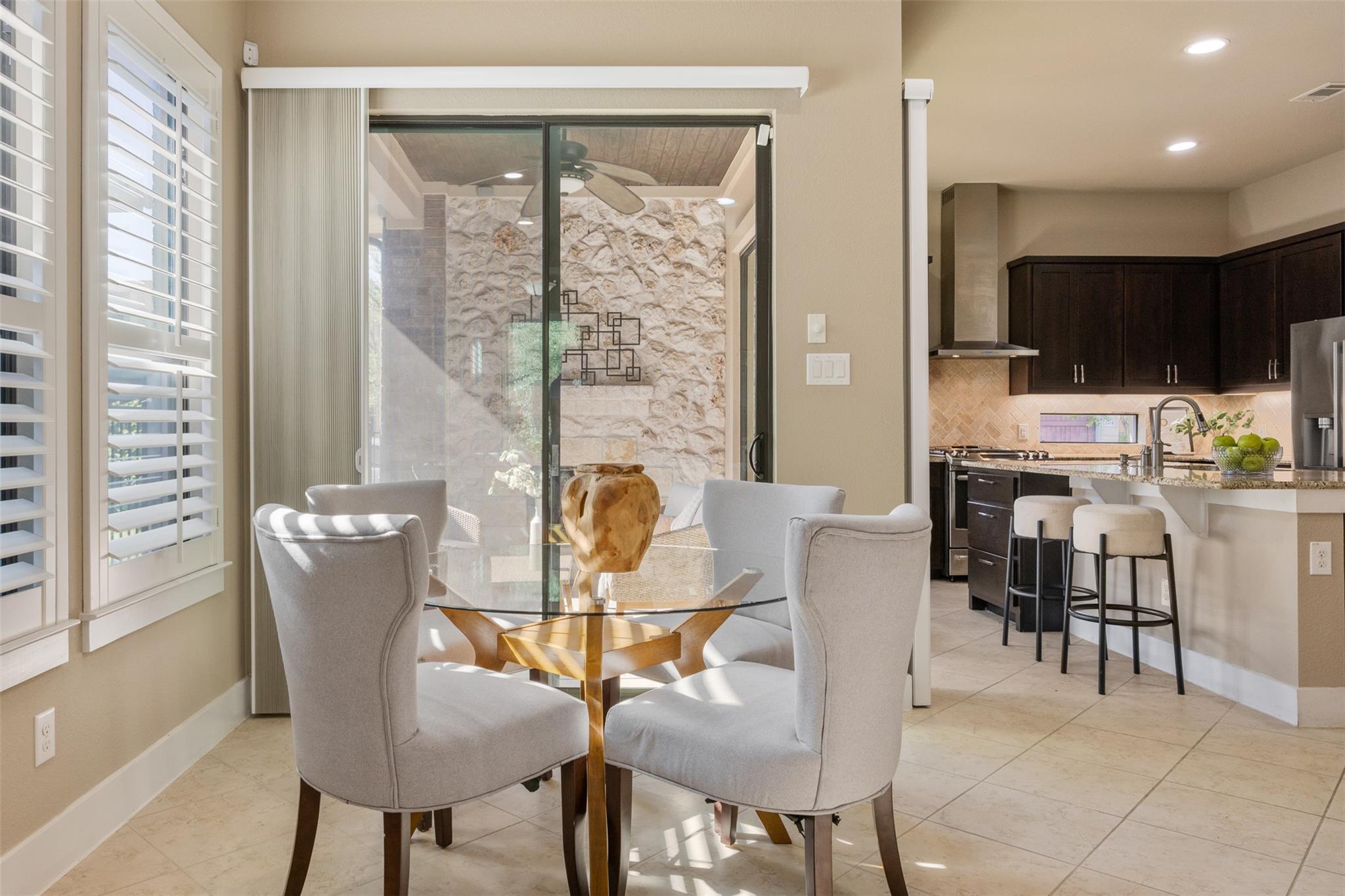 404 Jeffrey David Ln E, Austin, TX 78717