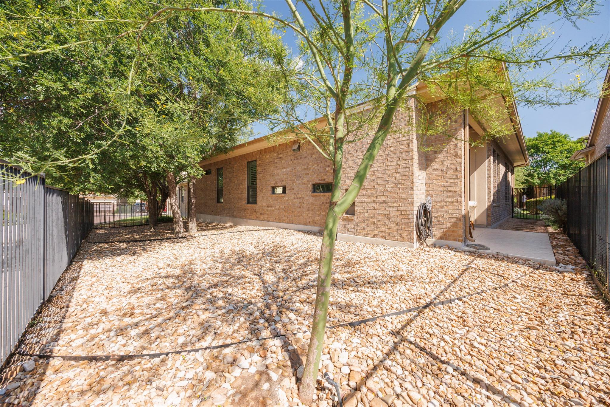 404 Jeffrey David Ln E, Austin, TX 78717