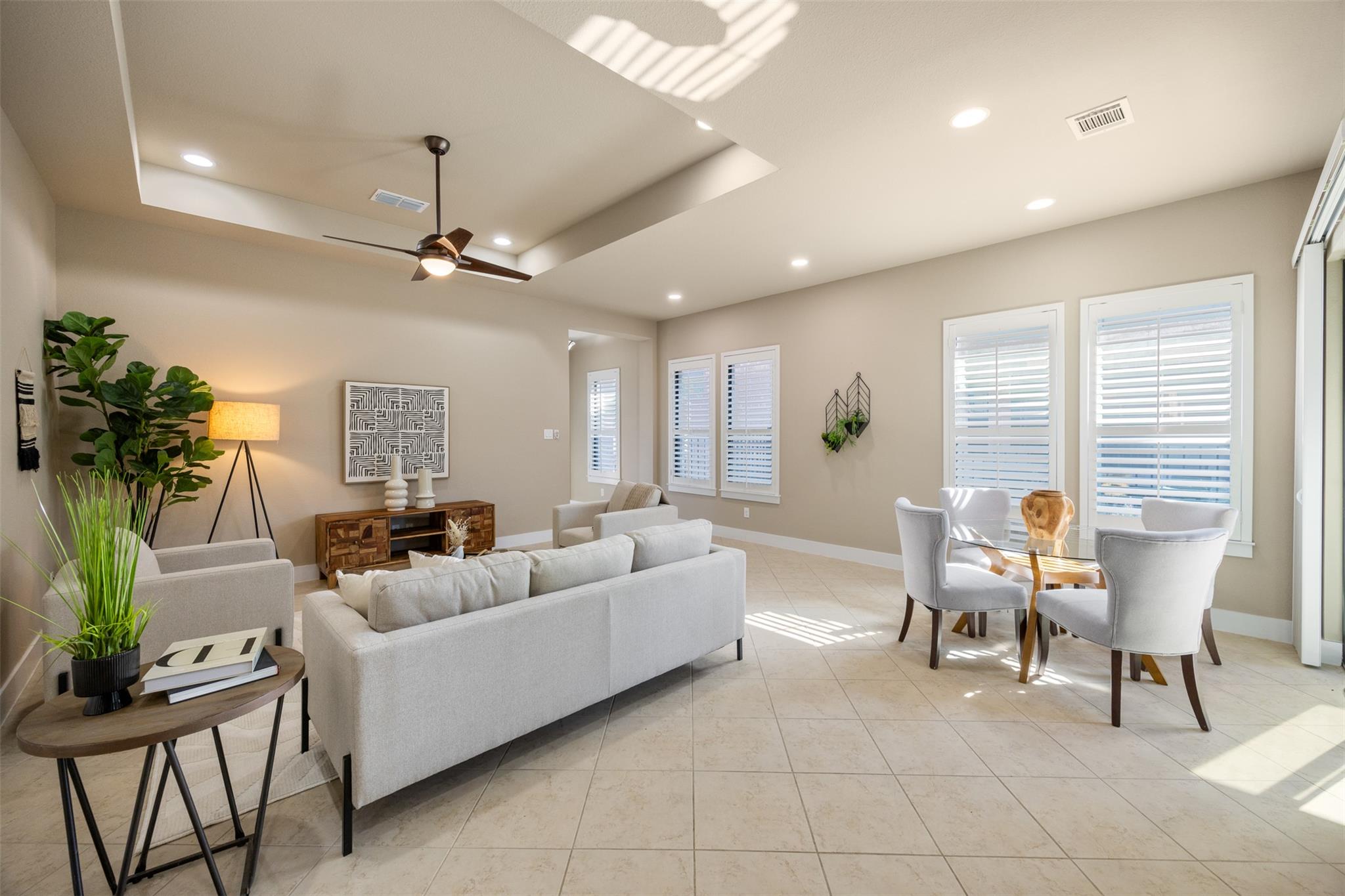 404 Jeffrey David Ln E, Austin, TX 78717