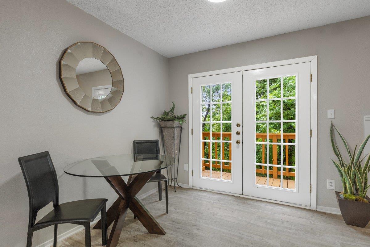 6405 Chimney Creek Cir # B, Austin, TX 78723