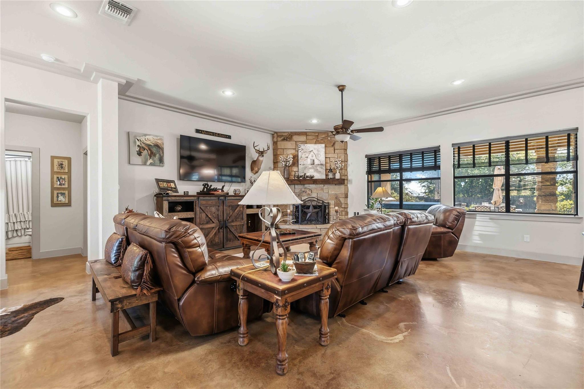 Salado, TX 76571