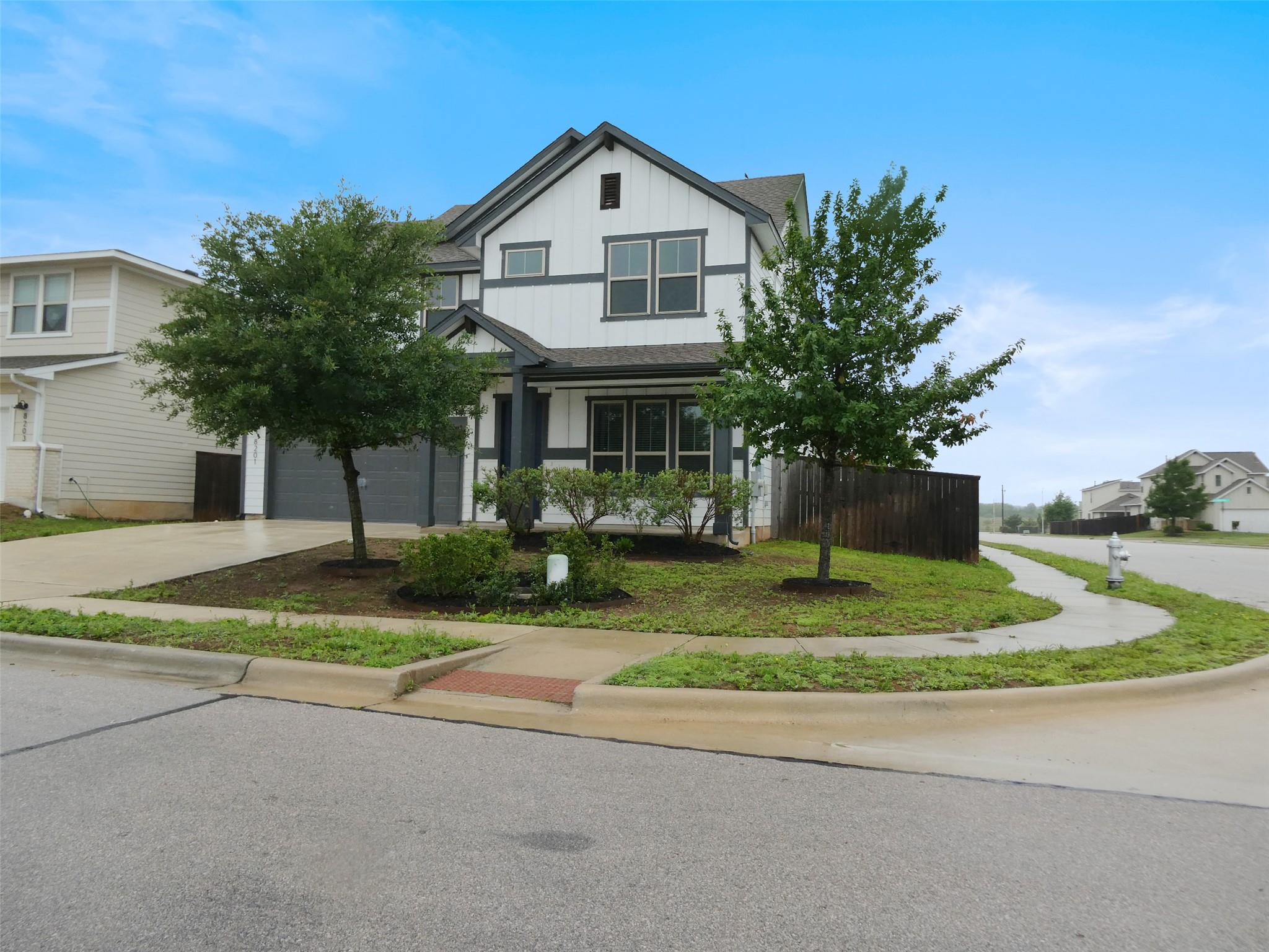 8201 Greyhawk Cv, Austin, TX 78744