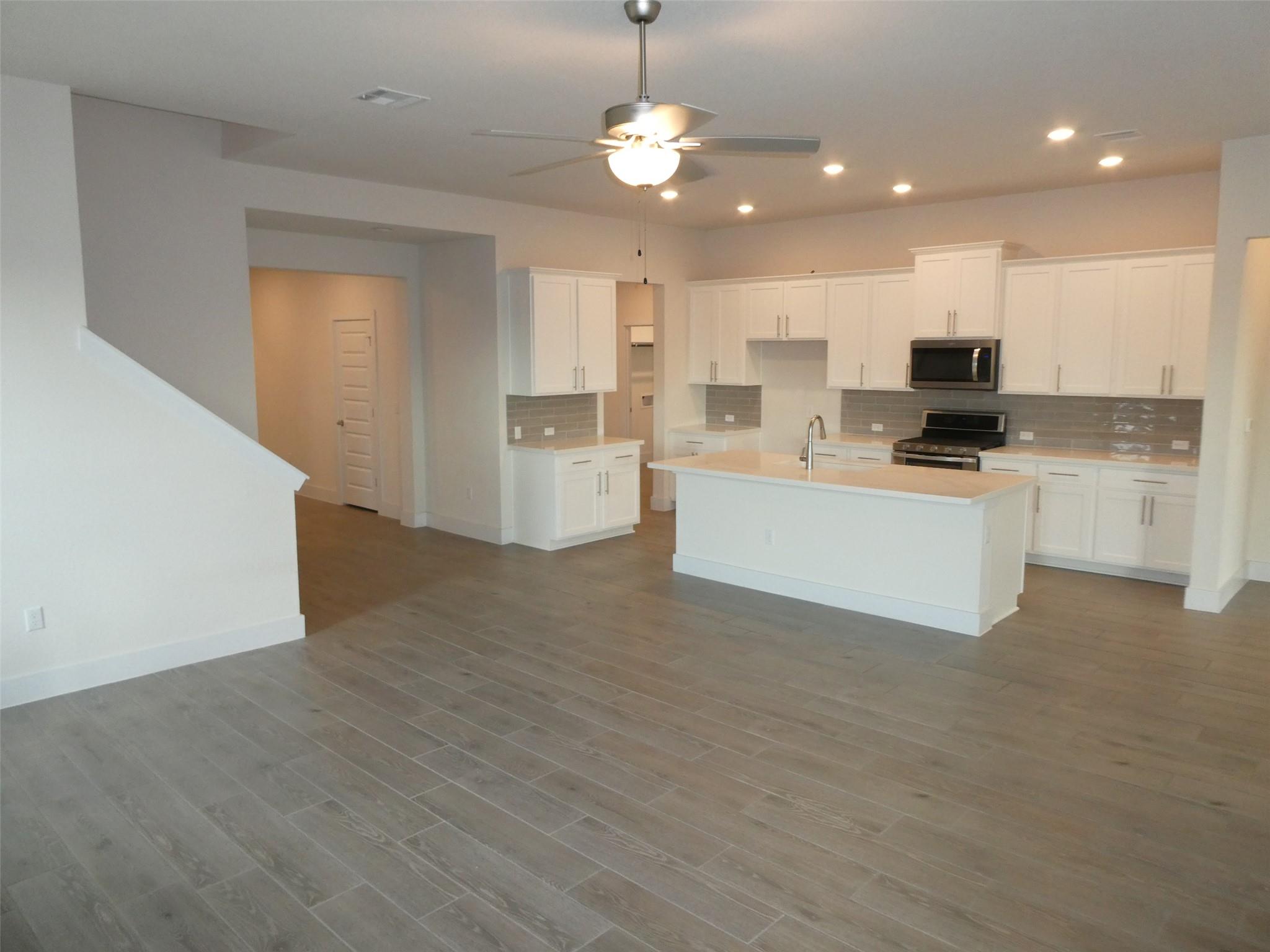 8201 Greyhawk Cv, Austin, TX 78744