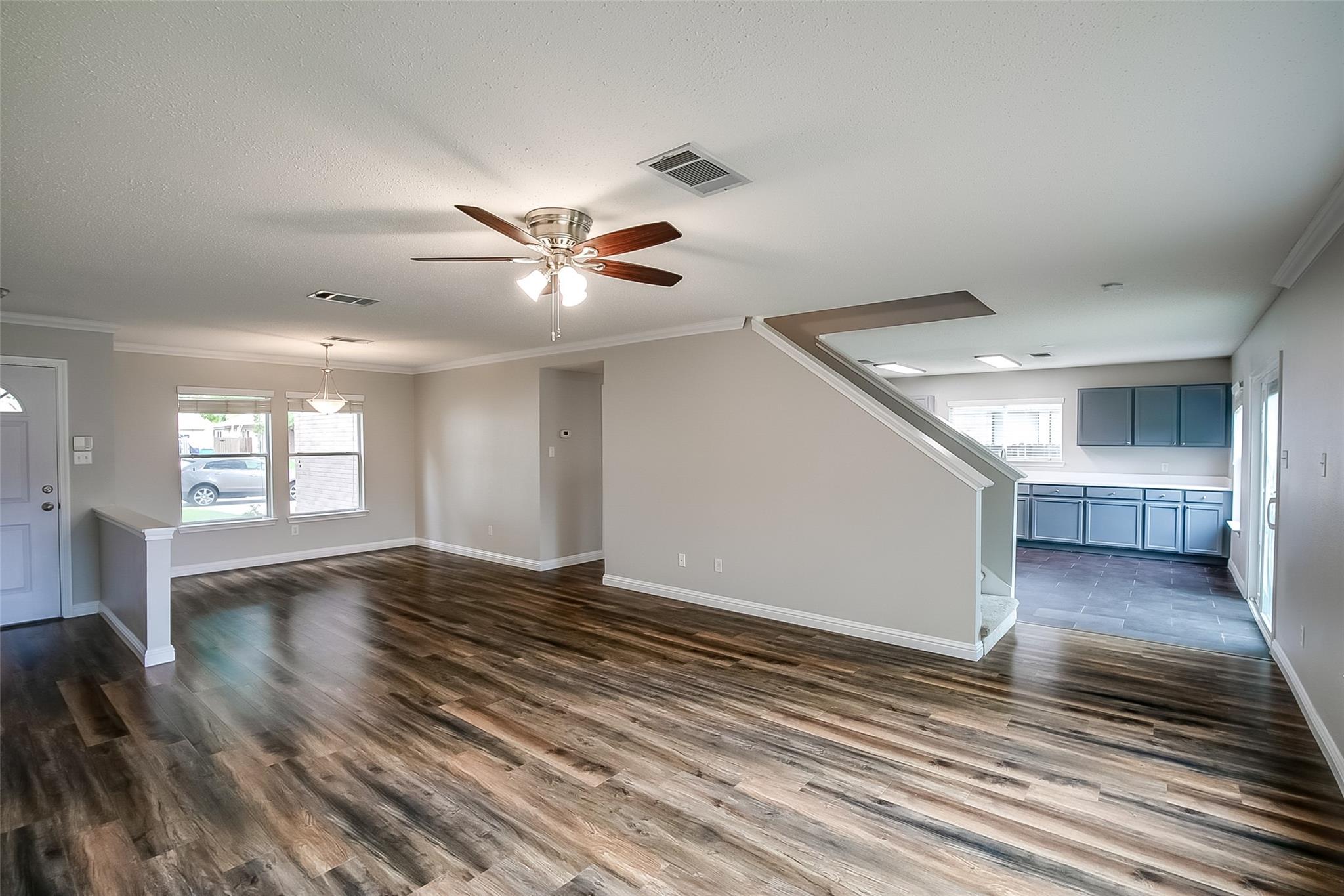 2504 Byfield Dr, Cedar Park, TX 78613