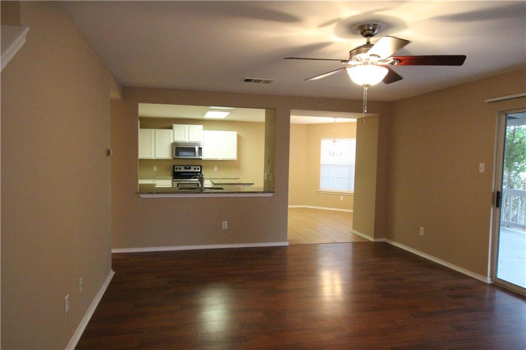 207 Sunny Brook Dr, Leander, TX 78641