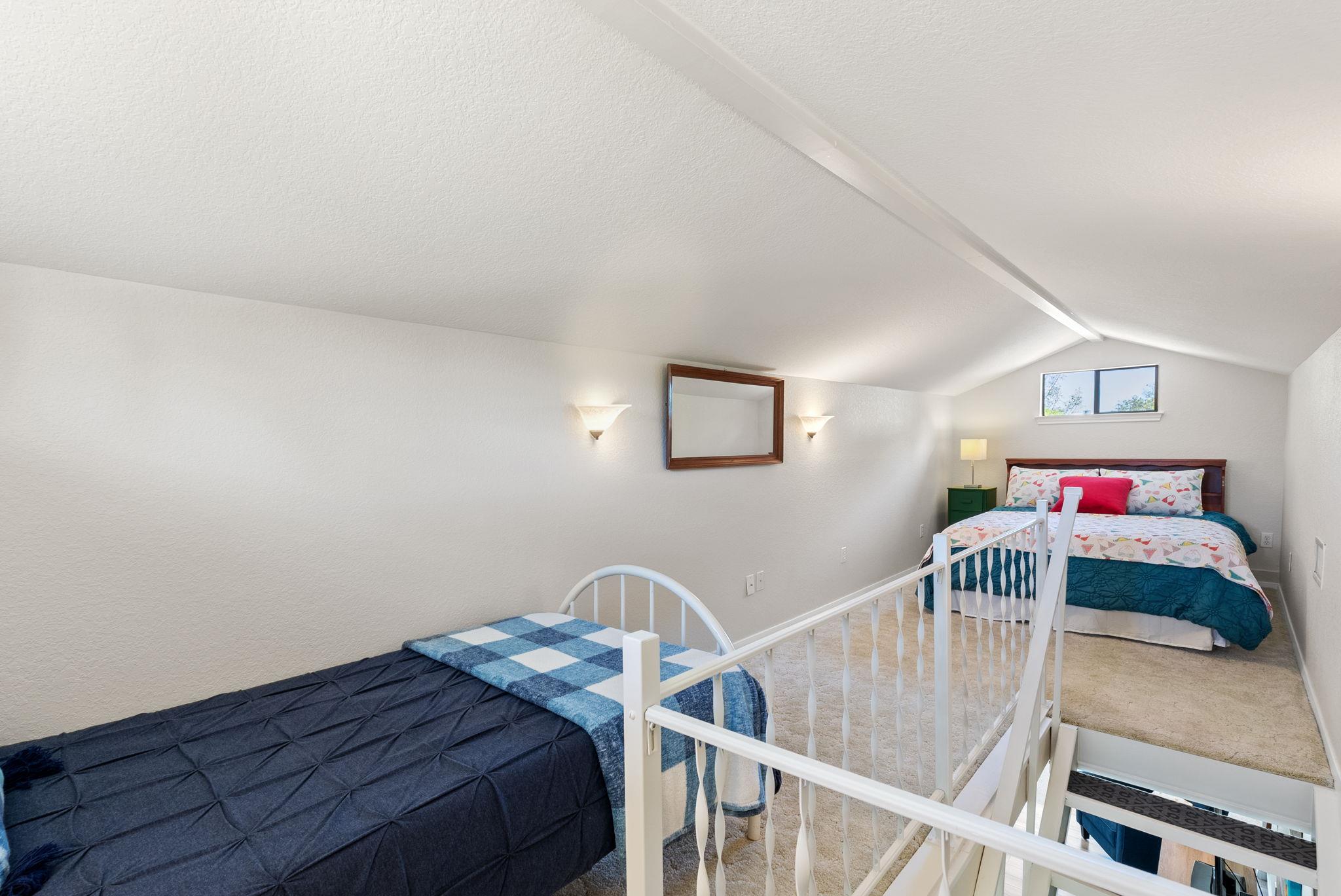 1707 Aztec Trl, Kingsland, TX 78639