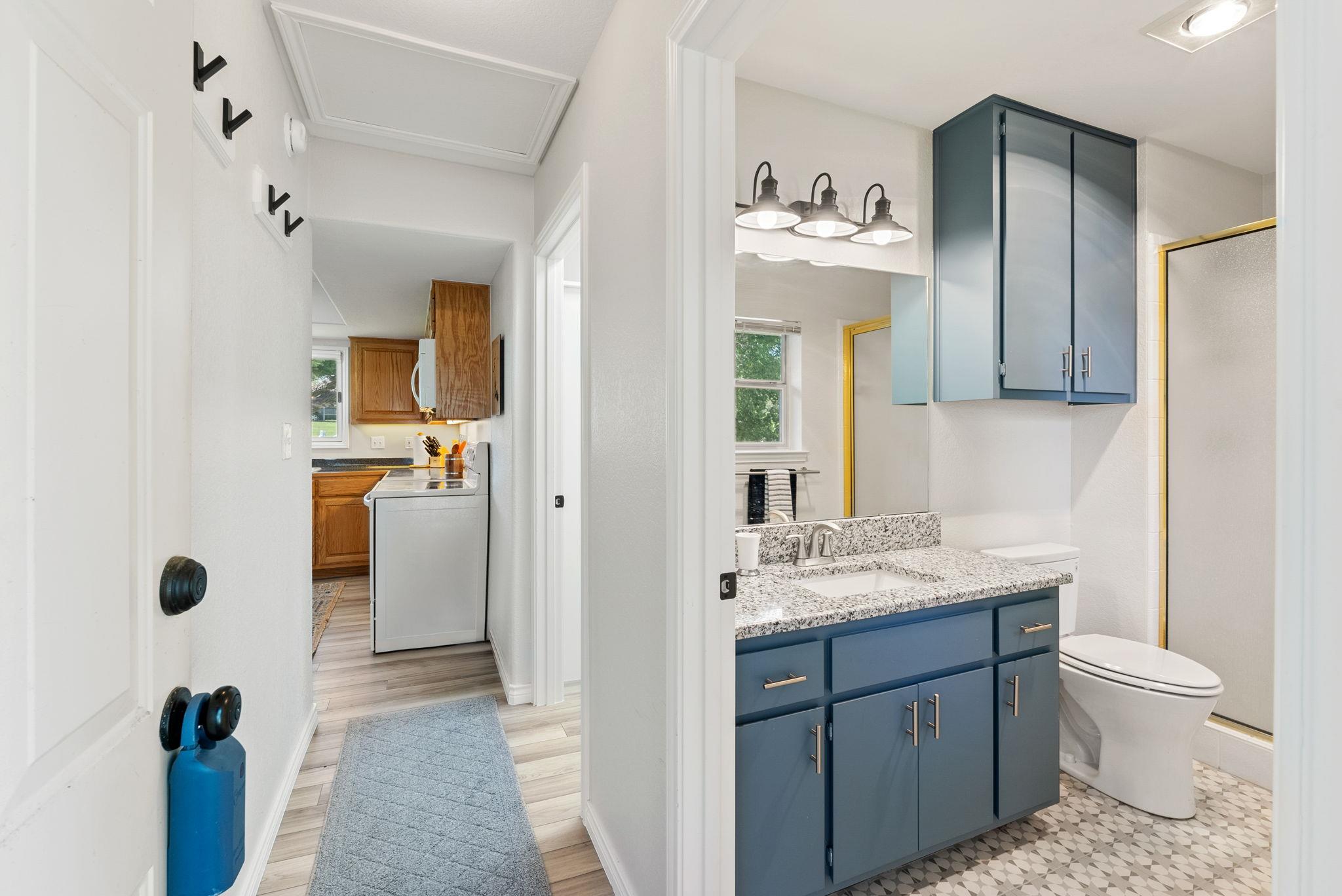 1707 Aztec Trl, Kingsland, TX 78639