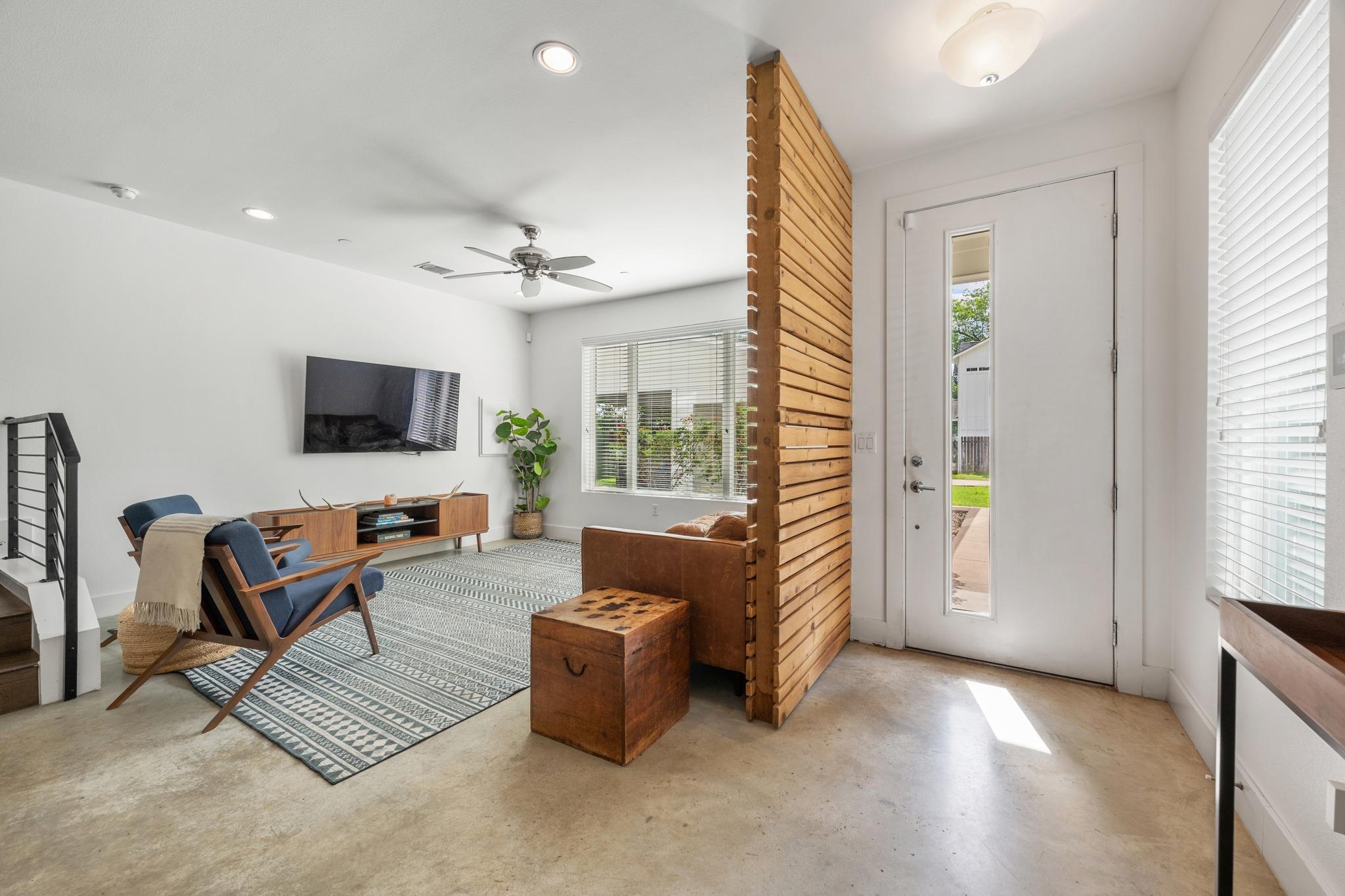1128 Gunter St # F, Austin, TX 78702