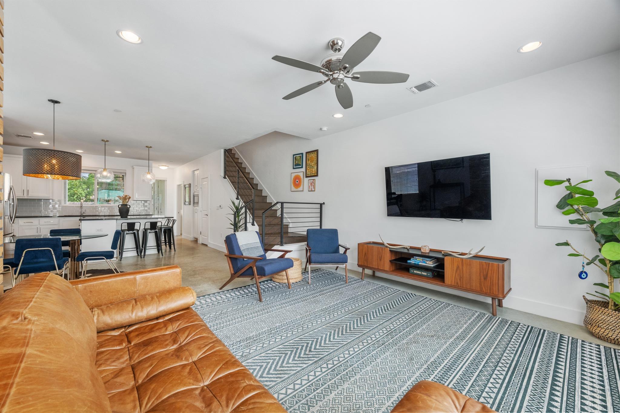 1128 Gunter St # F, Austin, TX 78702