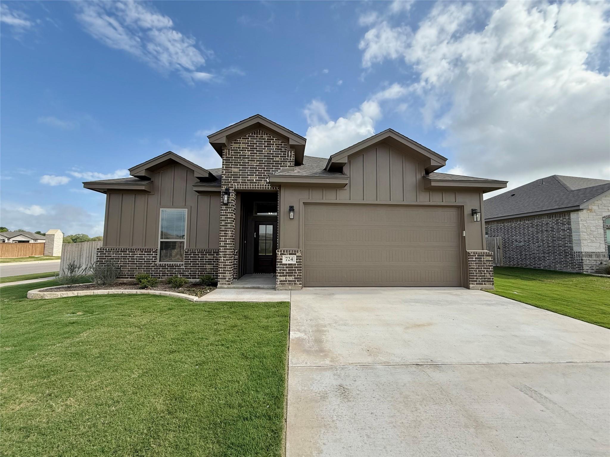724 Eagle Crest Dr, Salado, TX 76571