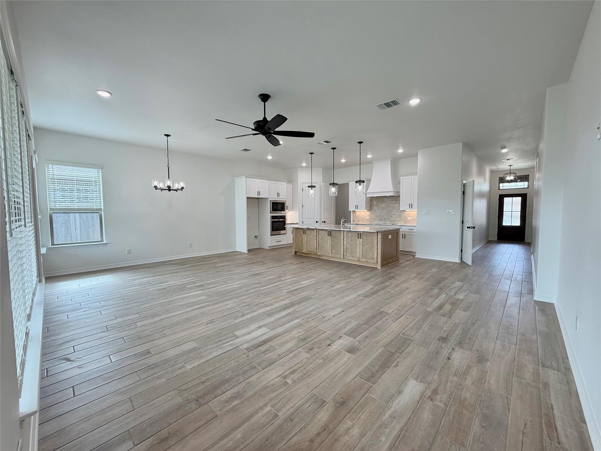 724 Eagle Crest Dr, Salado, TX 76571