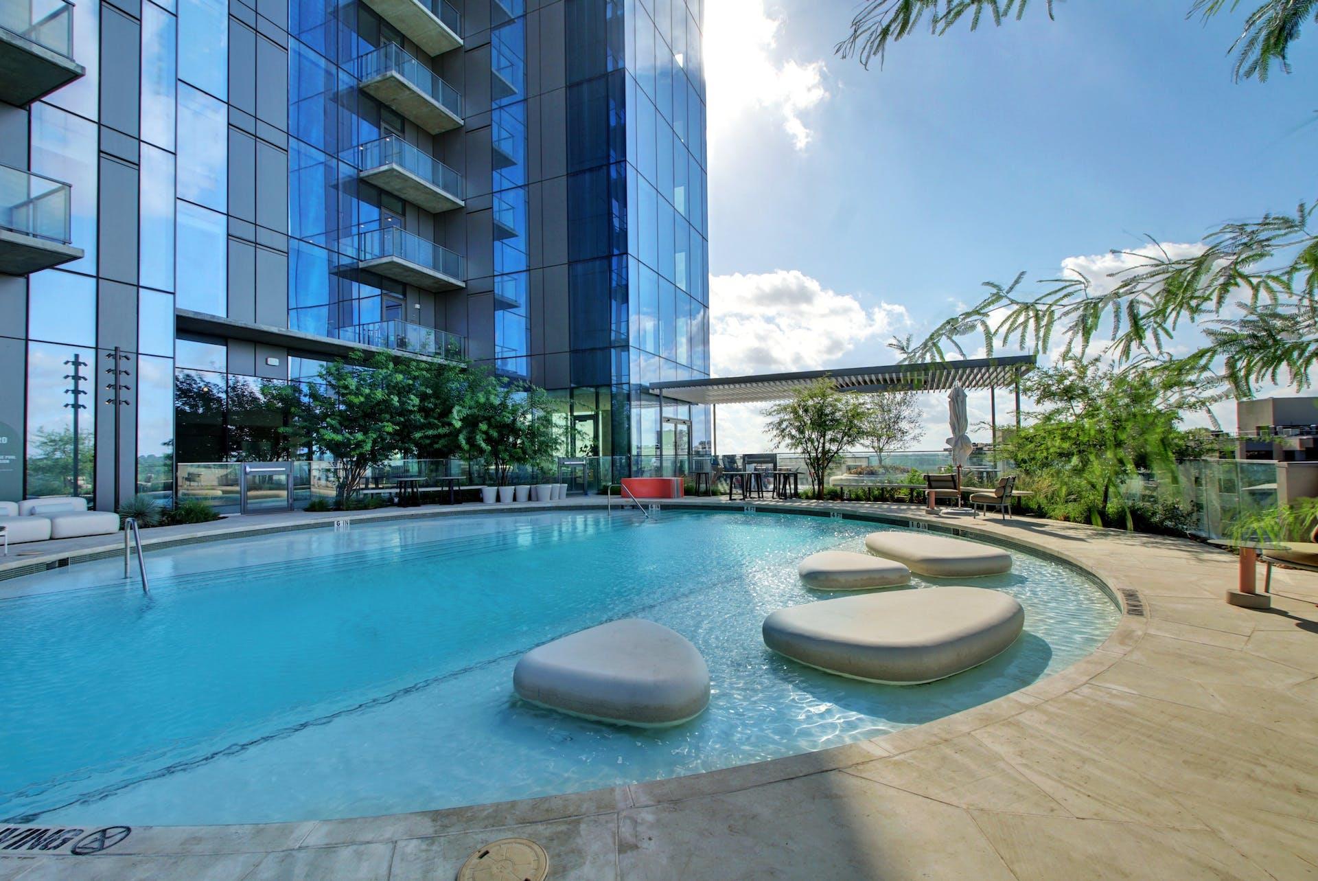 44 East Ave # 2606, Austin, TX 78701