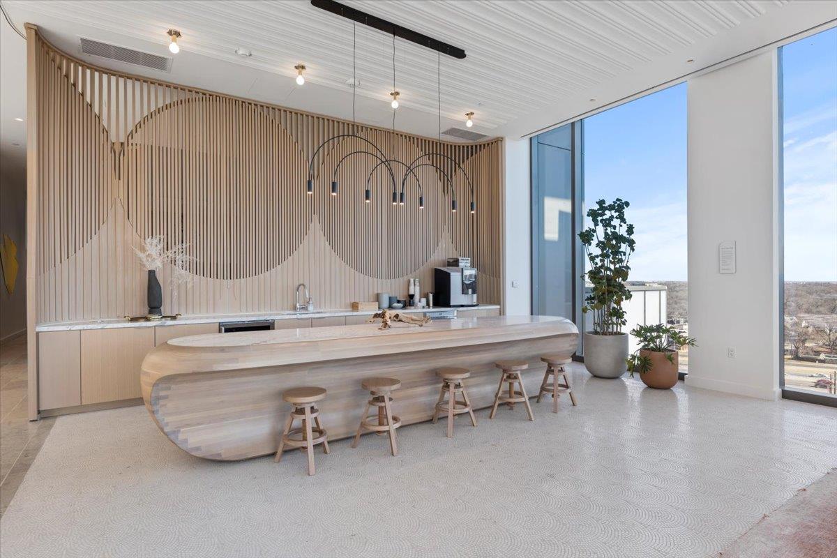 44 East Ave # 2606, Austin, TX 78701