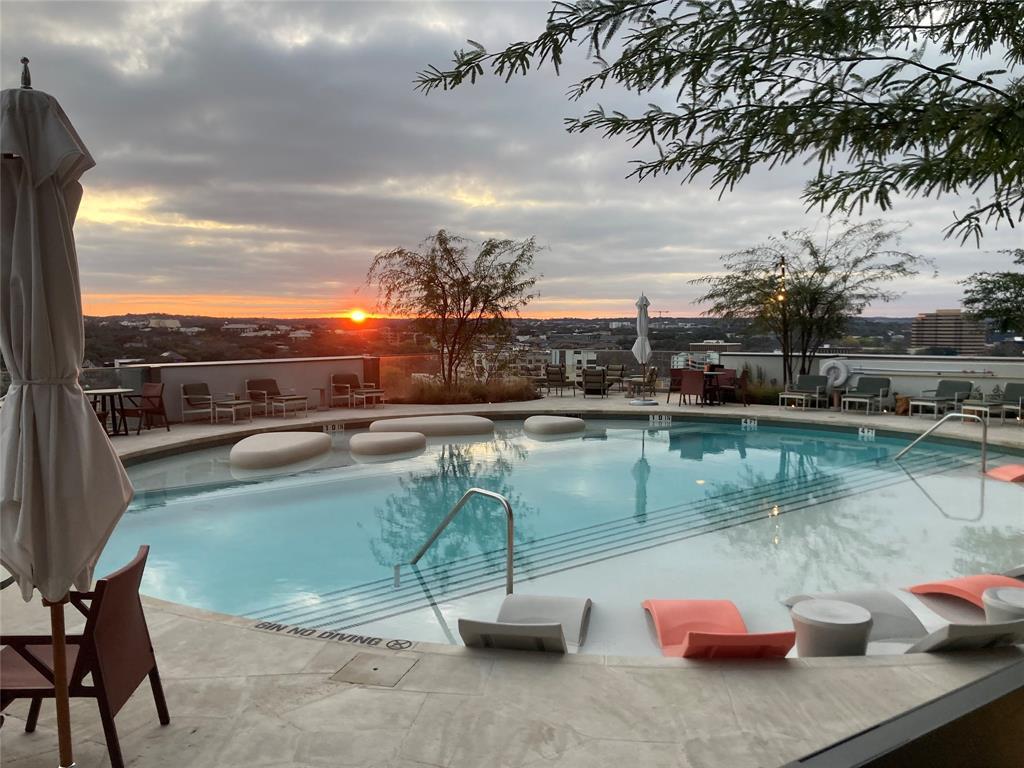 44 East Ave # 2606, Austin, TX 78701