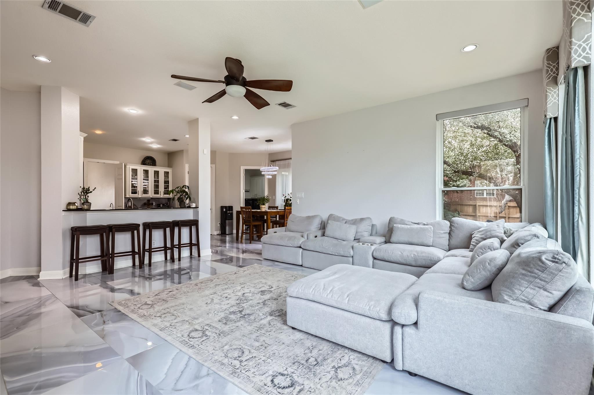 4514 Harvey Penick Dr, Round Rock, TX 78664