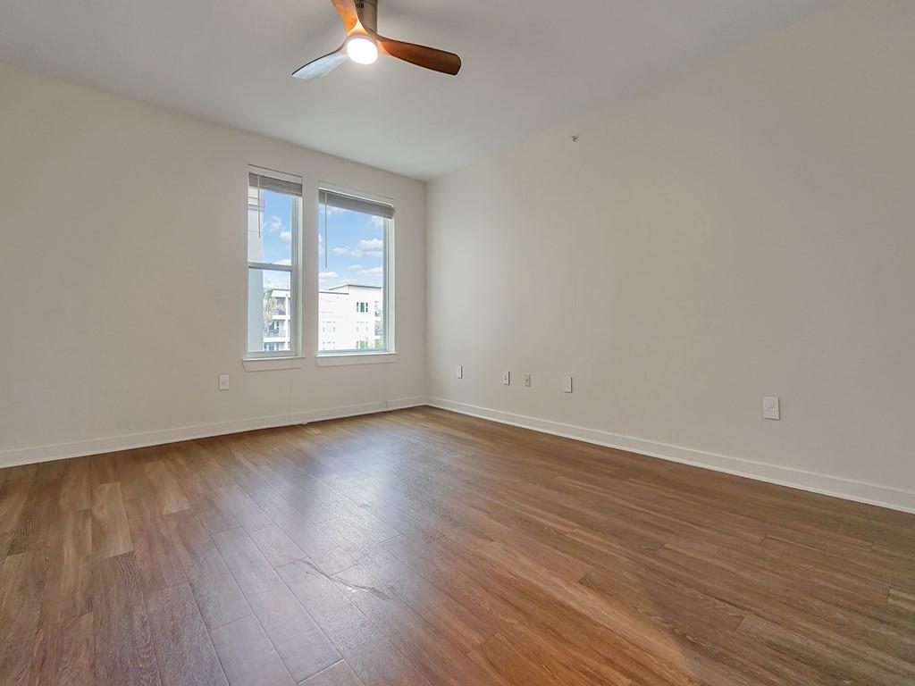 1900 Barton Springs Rd # 4013, Austin, TX 78704