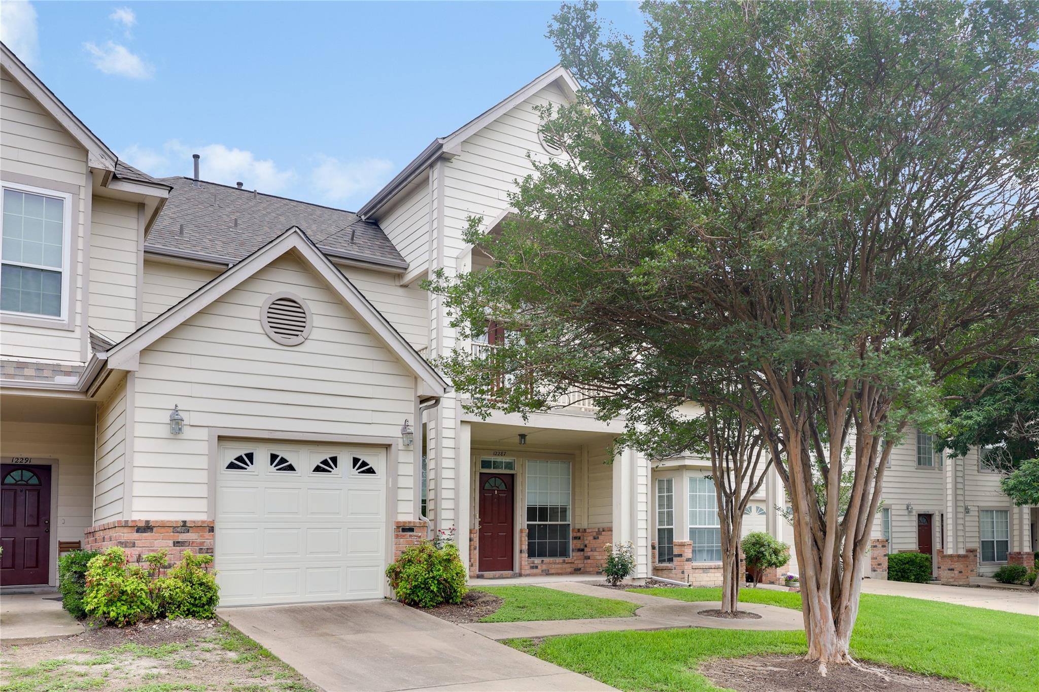 12287 Abbey Glen Ln # D-1, Austin, TX 78753