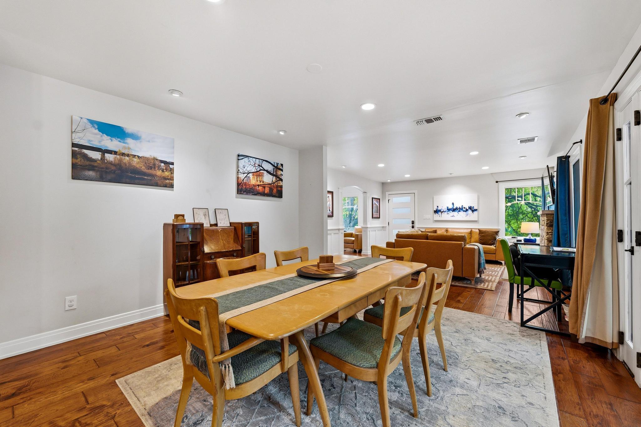 2110 De Verne St, Austin, TX 78704