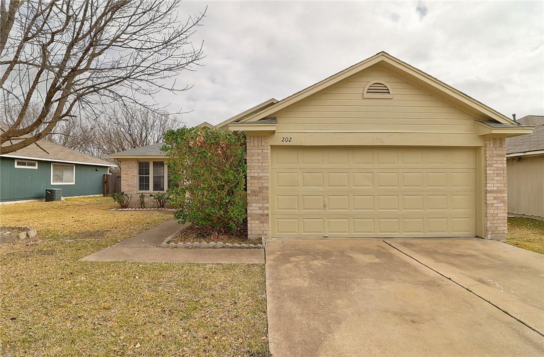 202 Quail Cir, Hutto, TX 78634