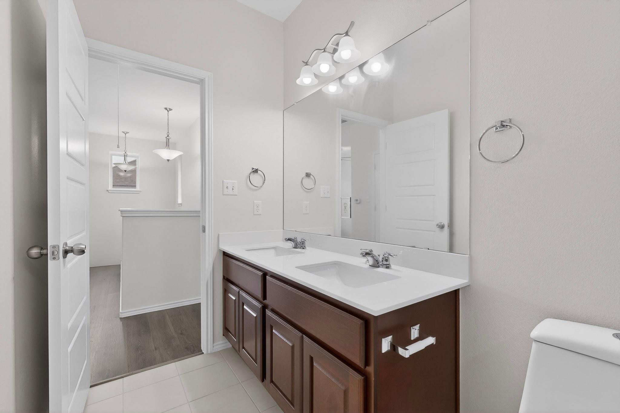 5417 Kara Dr, Austin, TX 78744