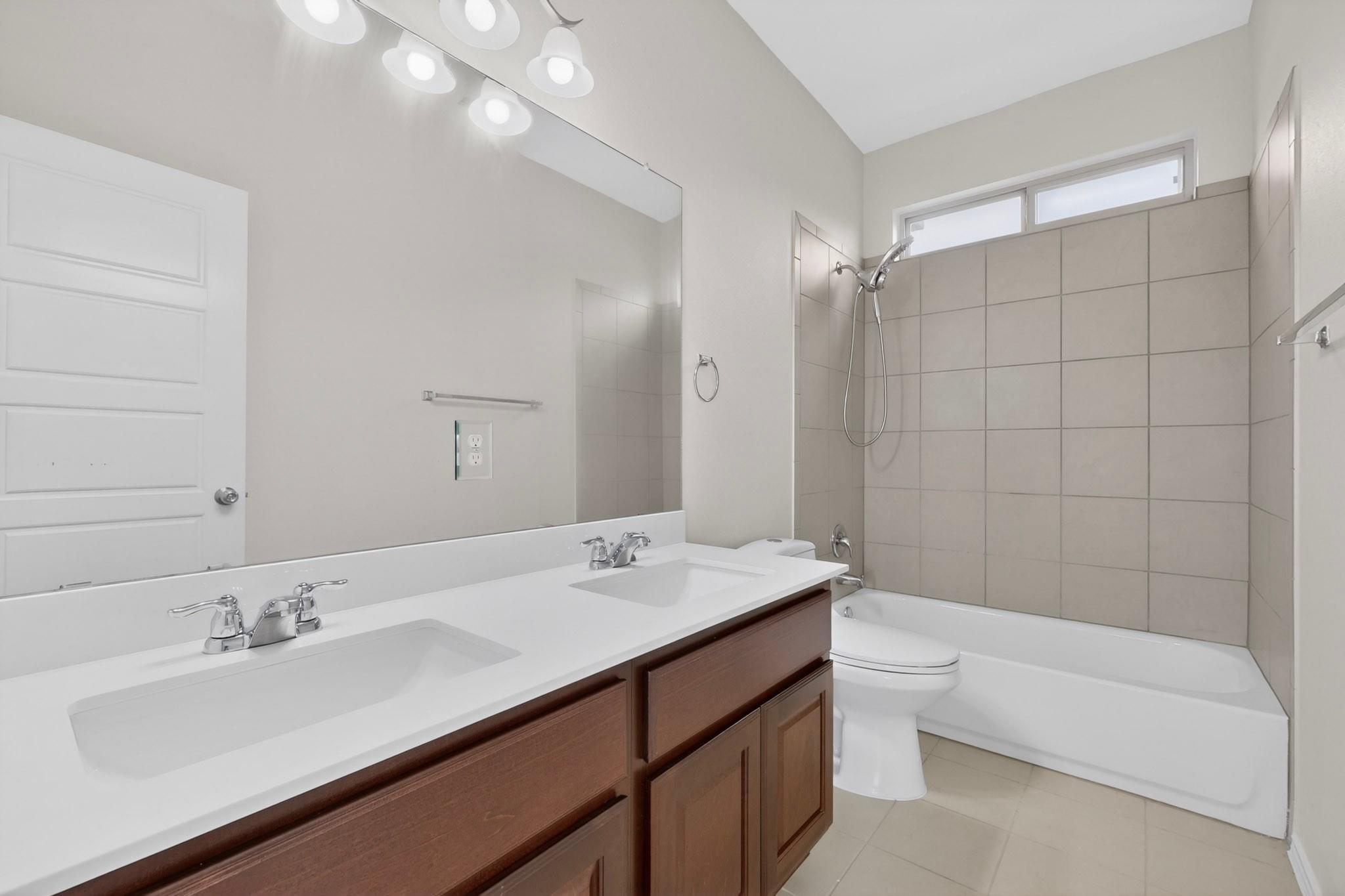 5417 Kara Dr, Austin, TX 78744