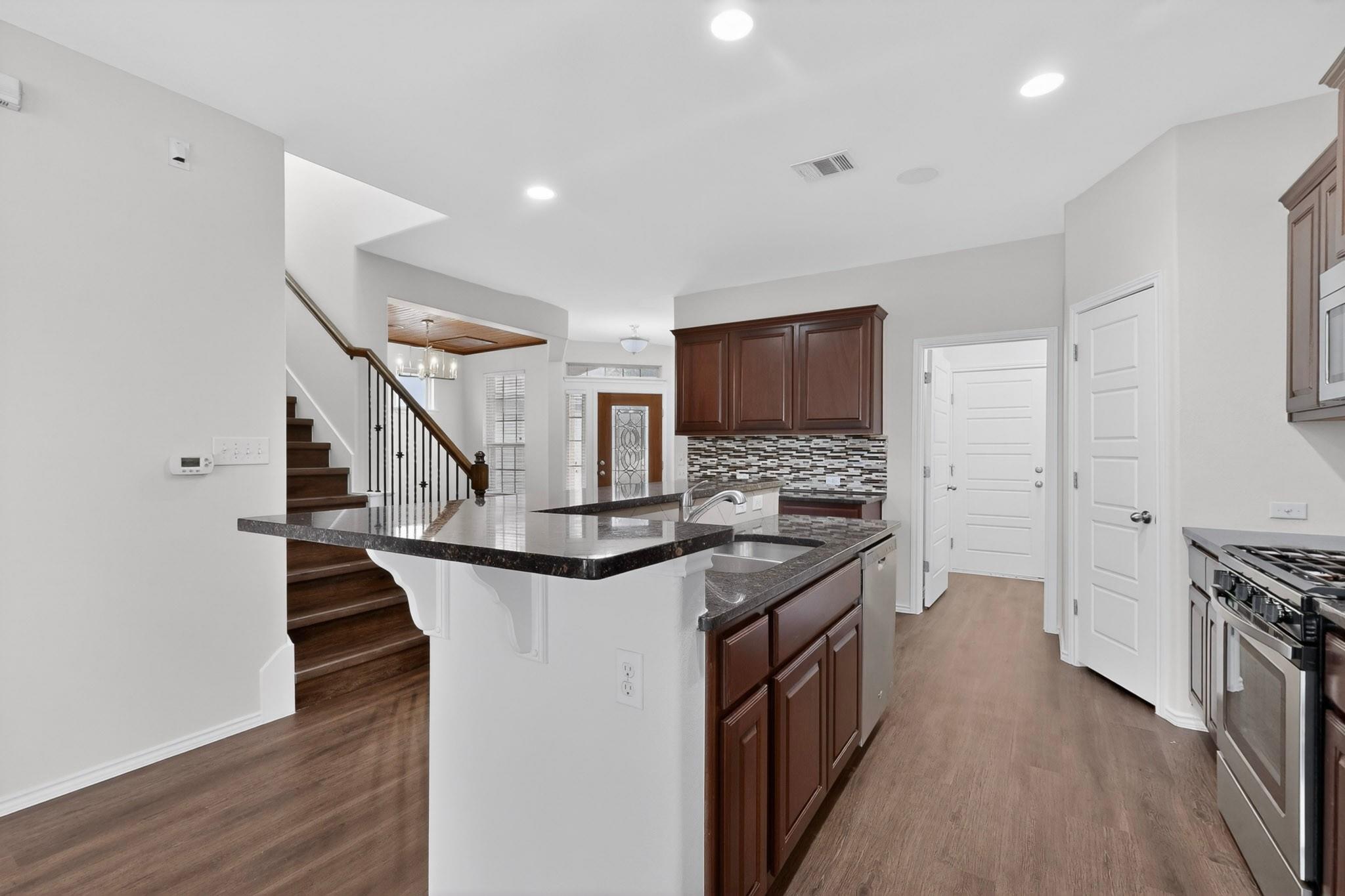 5417 Kara Dr, Austin, TX 78744