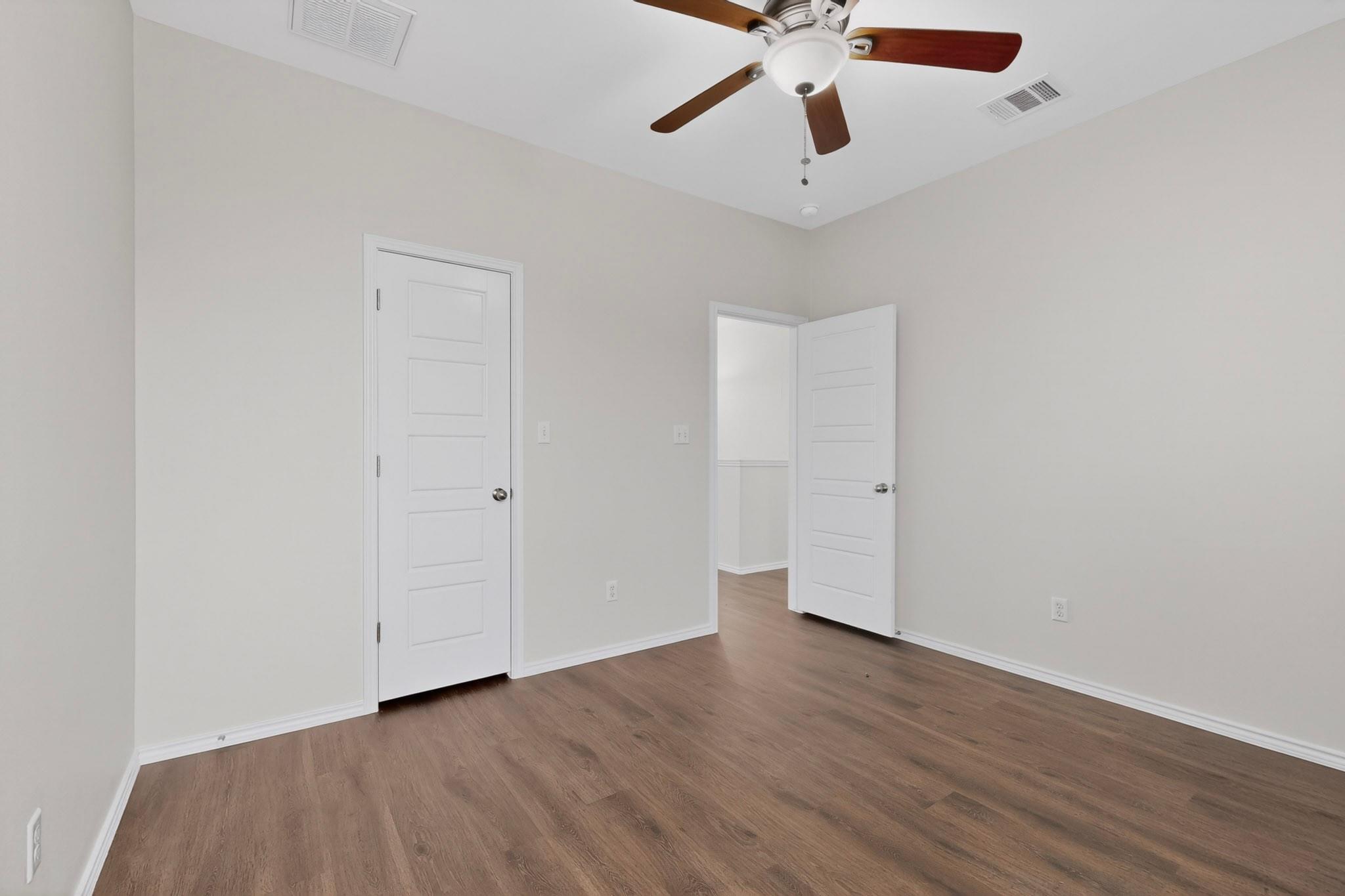 5417 Kara Dr, Austin, TX 78744