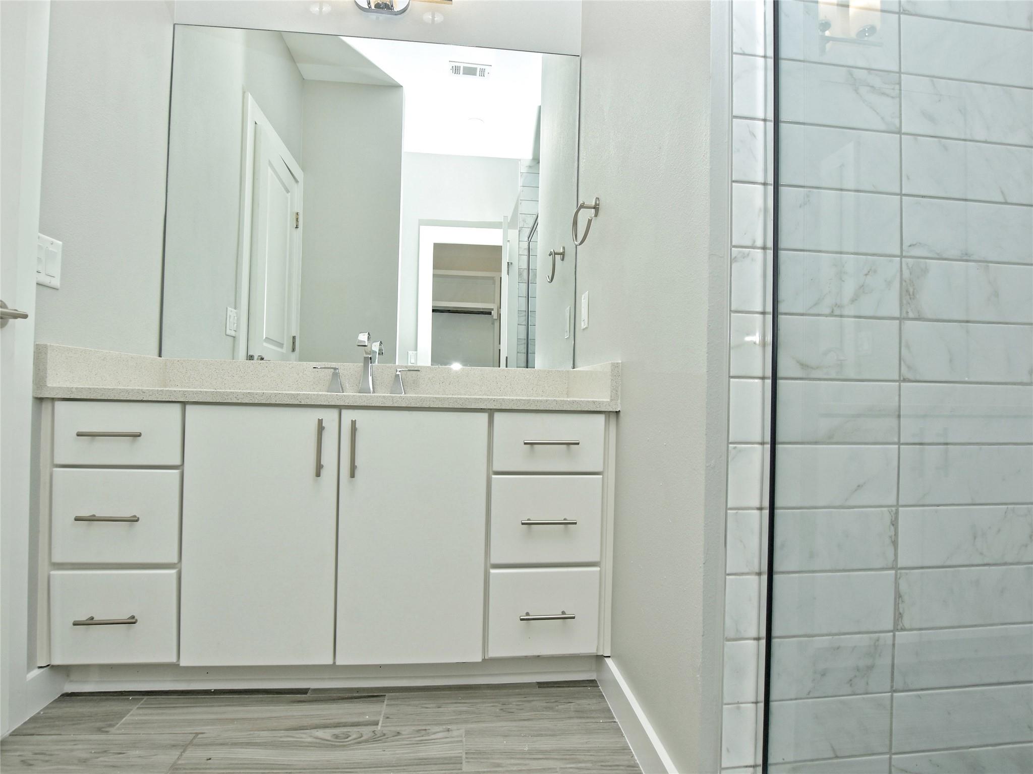 102 Blue Ridge Trl # 5, West Lake Hills, TX 78746