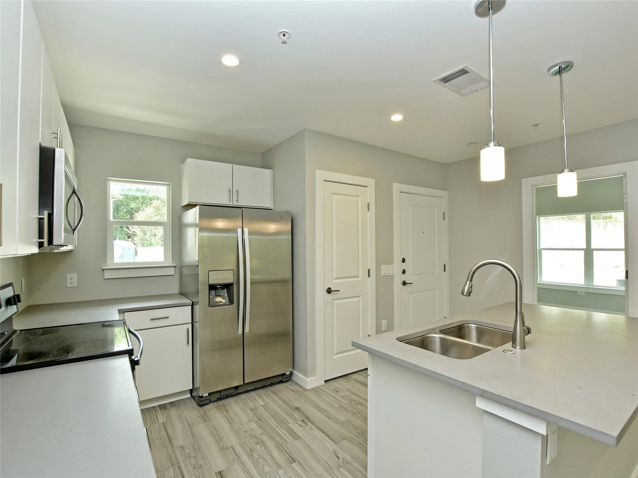 102 Blue Ridge Trl # 5, West Lake Hills, TX 78746