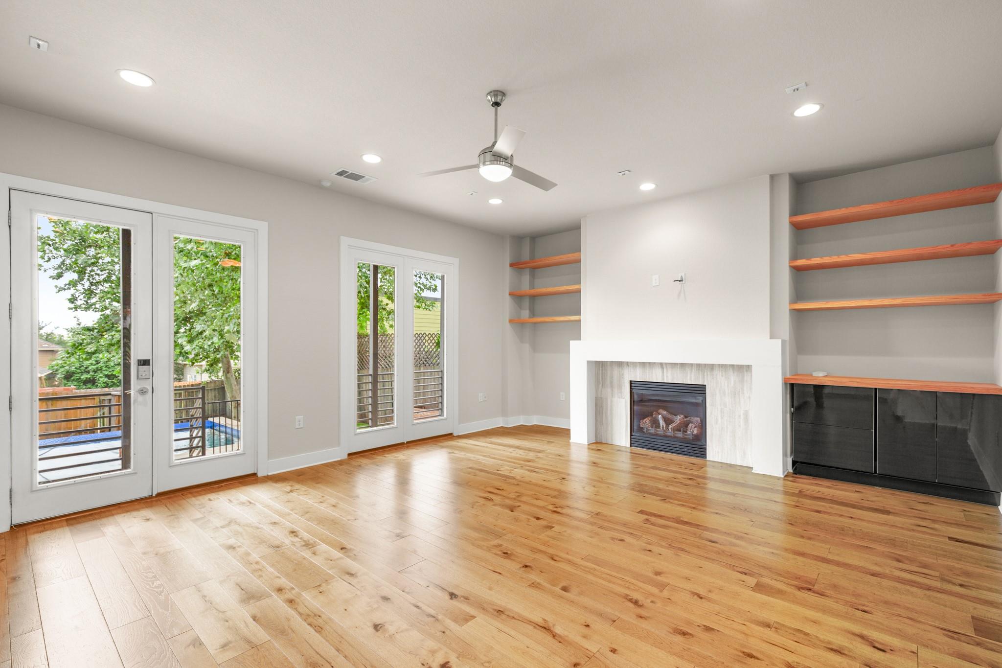 6020 Seville Dr, Austin, TX 78724