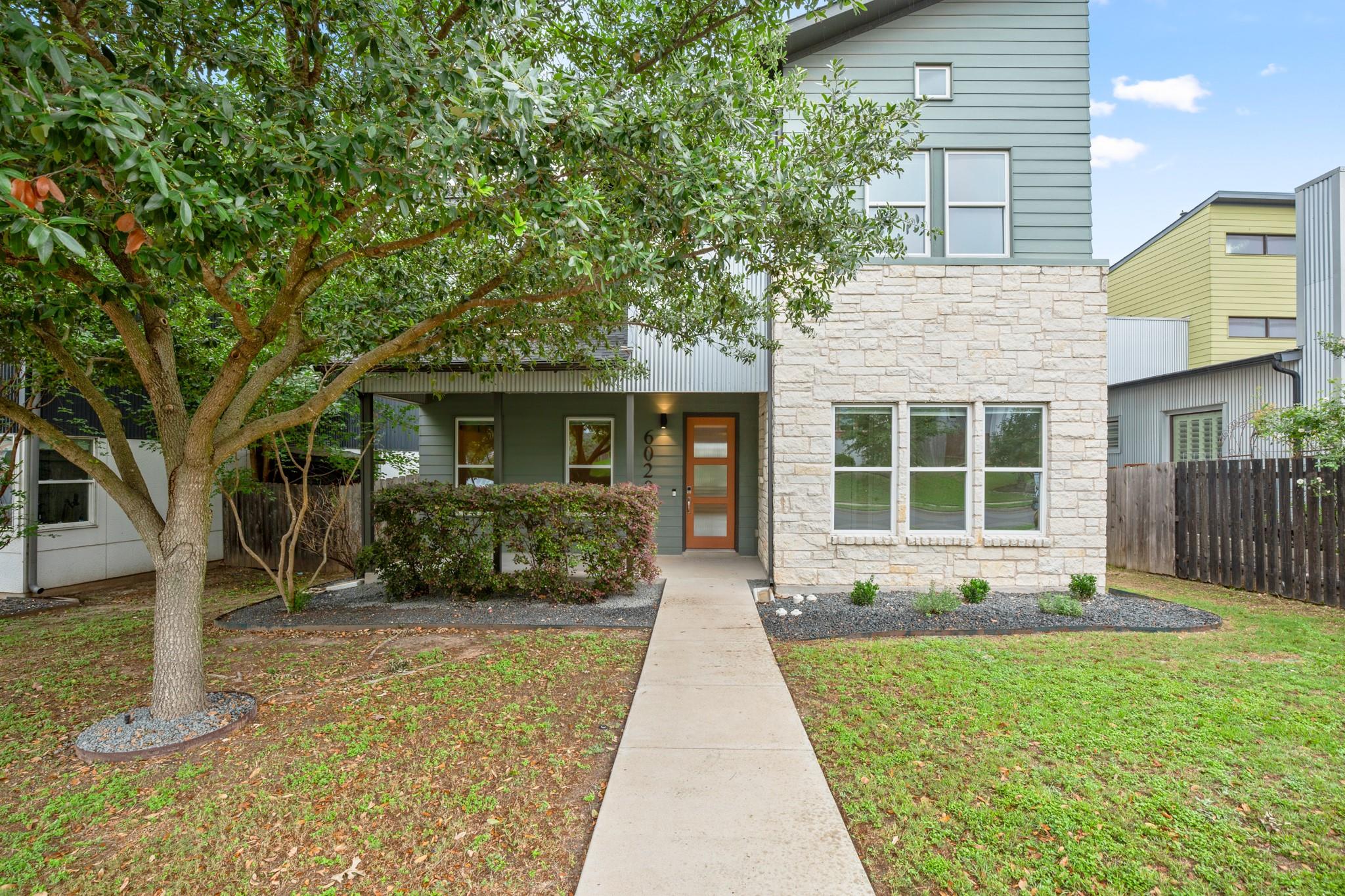 6020 Seville Dr, Austin, TX 78724