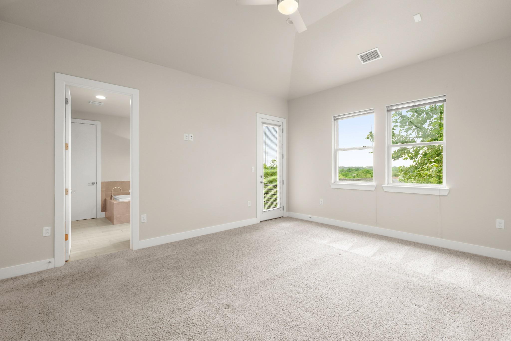 6020 Seville Dr, Austin, TX 78724