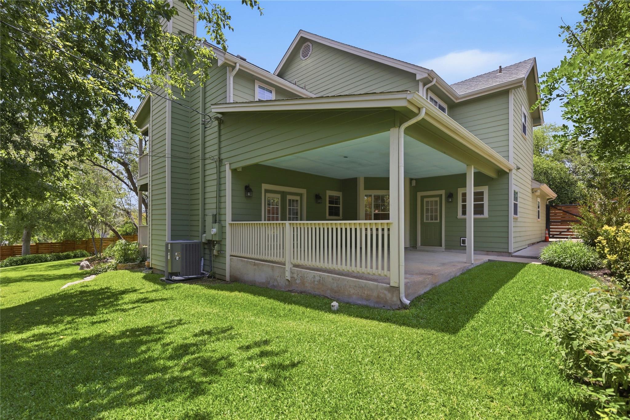 1204 ORLANDO Rd, Austin, TX 78733