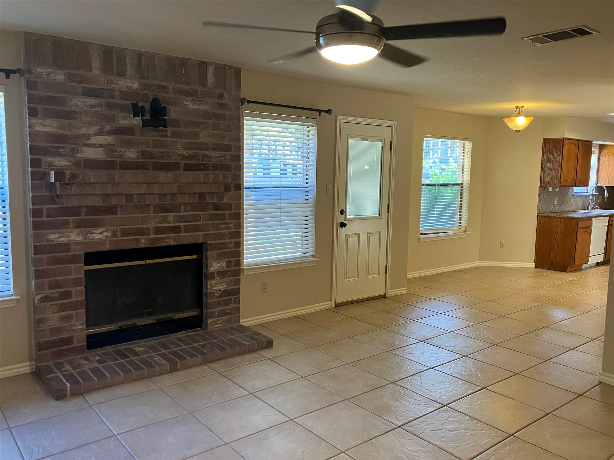 7409 Potters Trl, Austin, TX 78729