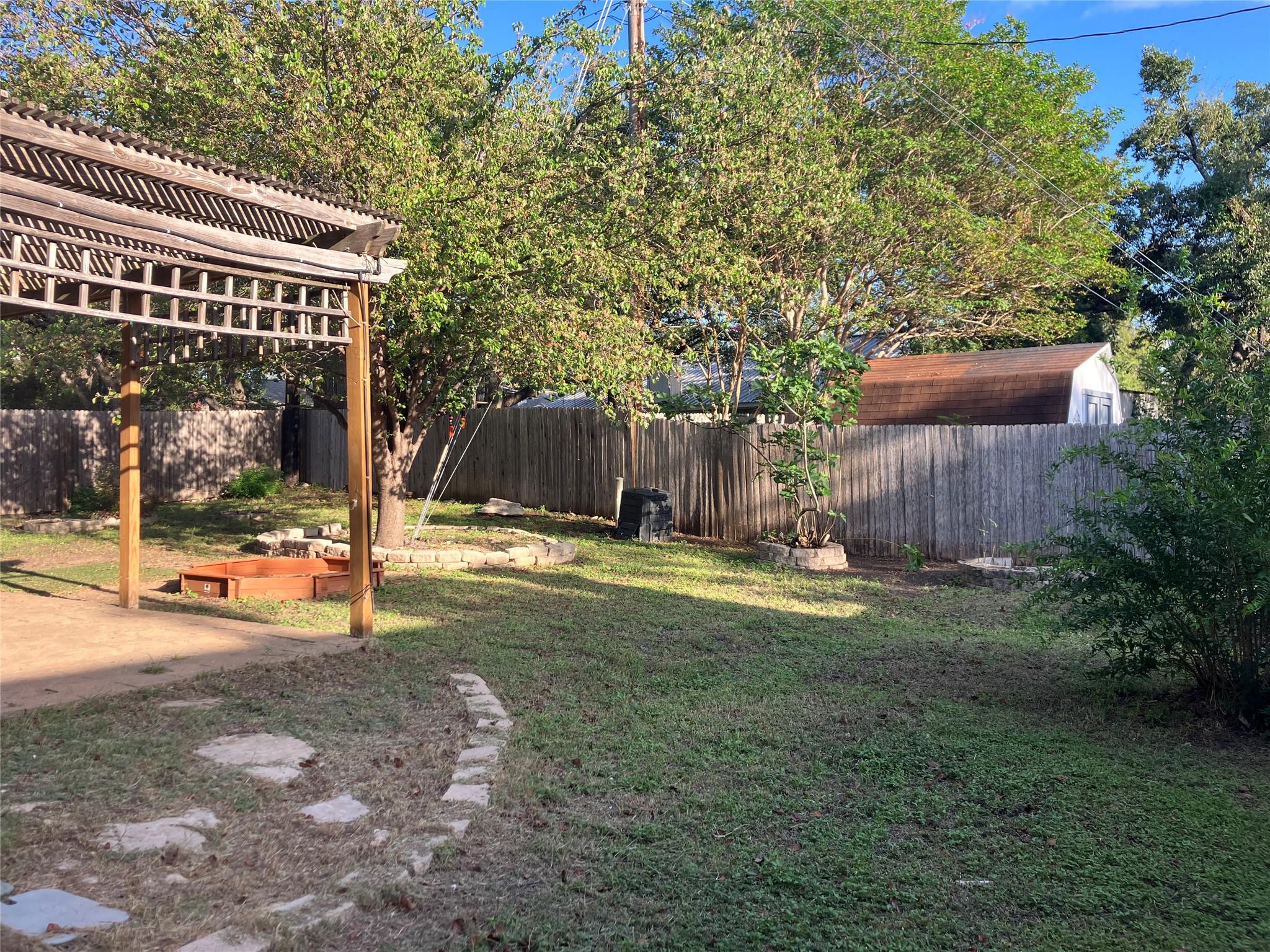 7409 Potters Trl, Austin, TX 78729