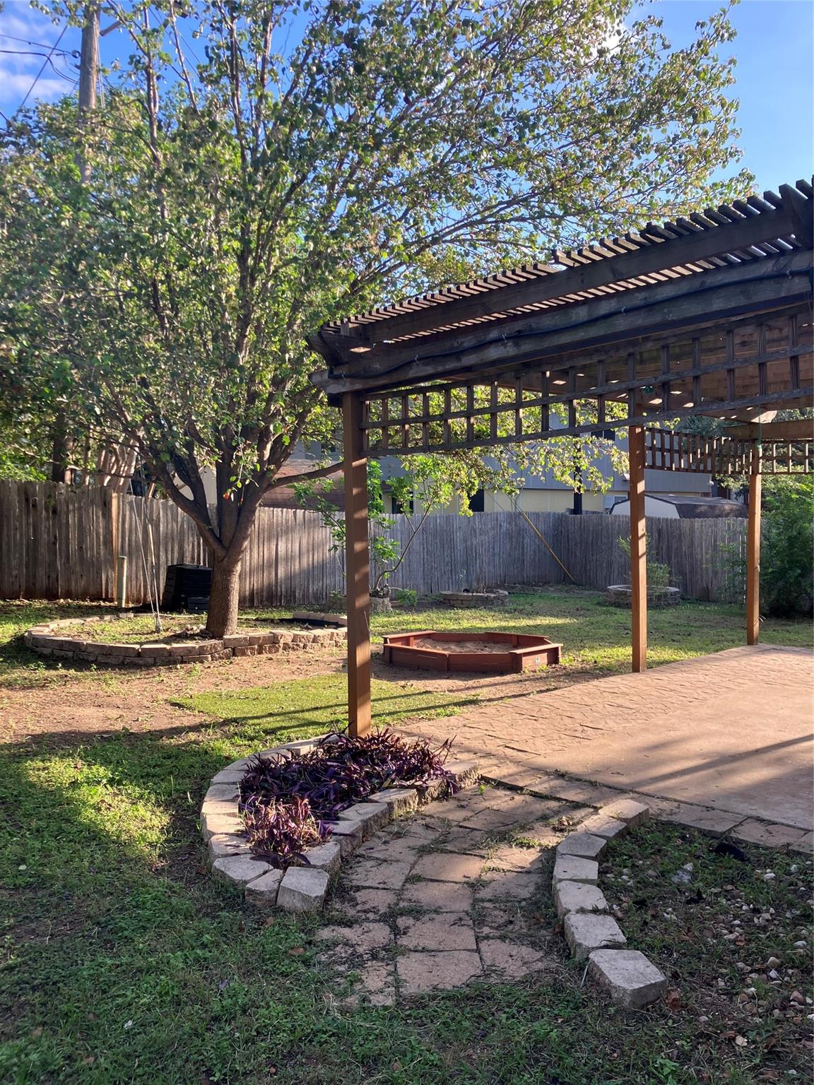 7409 Potters Trl, Austin, TX 78729