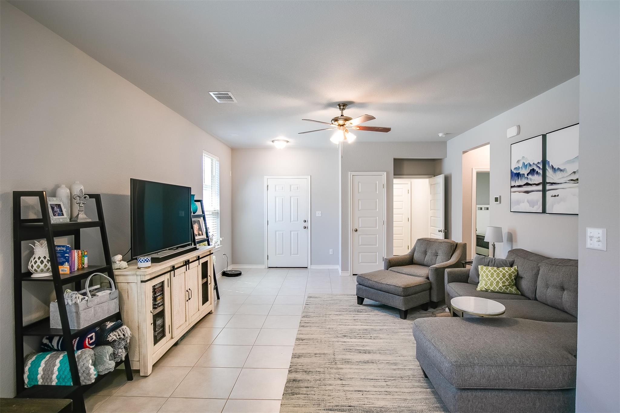 257 Syrah Ct, Leander, TX 78641