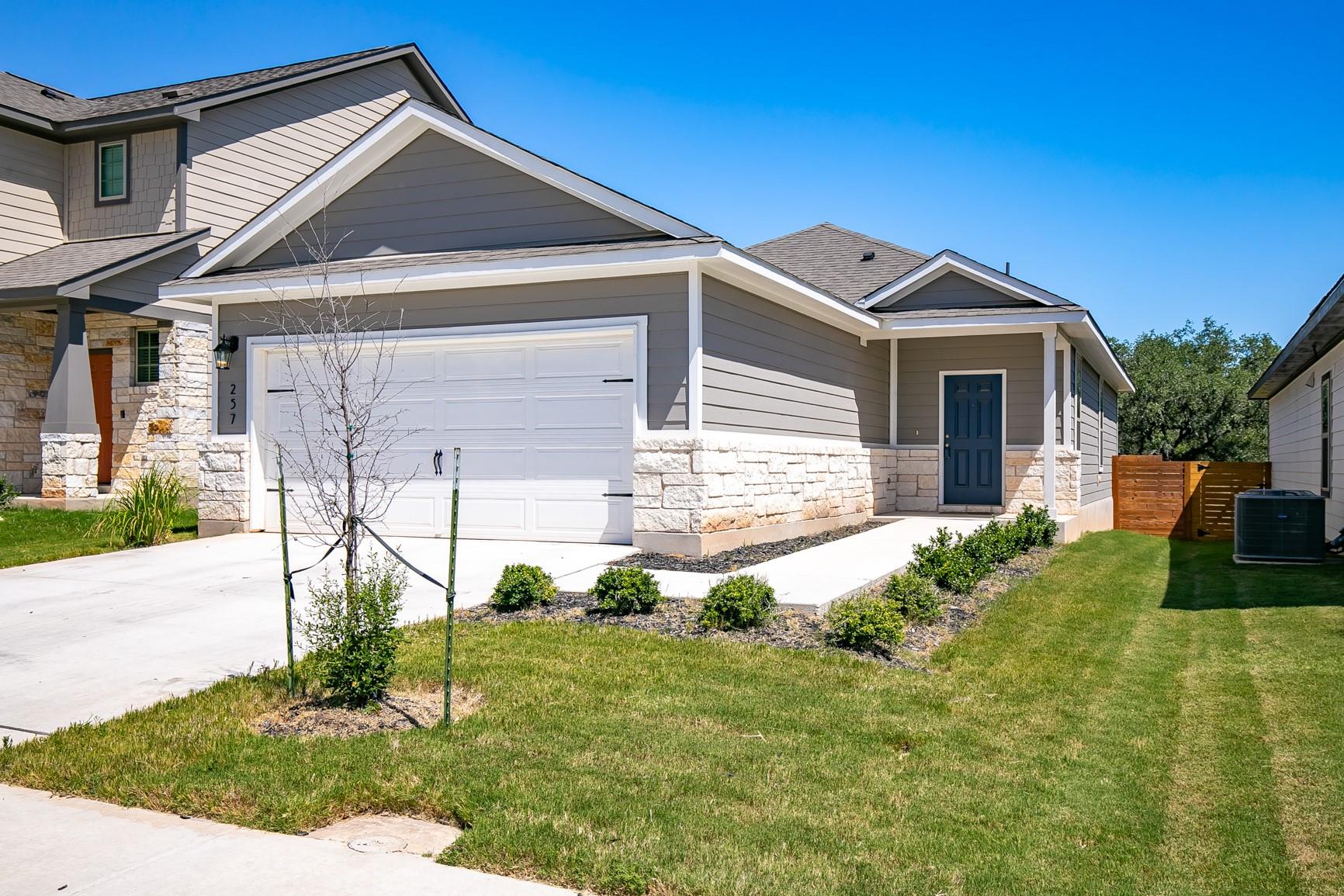 257 Syrah Ct, Leander, TX 78641